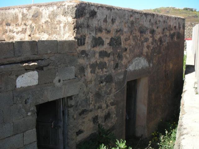 Magazzini in vendita