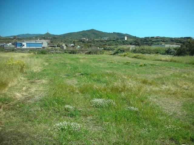 Magazzini in vendita