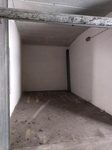 Garage in vendita