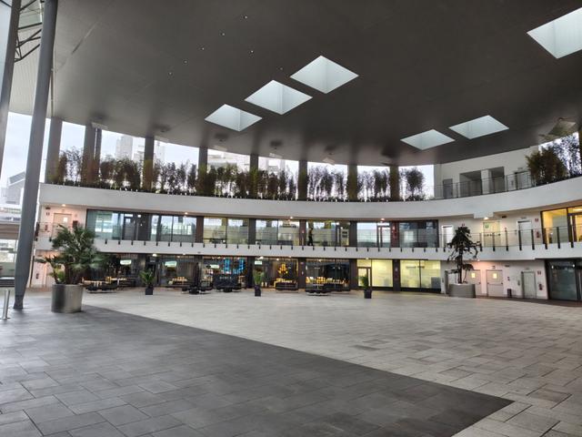 Grandi dimensioni in vendita