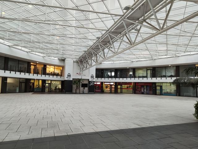 Grandi dimensioni in vendita