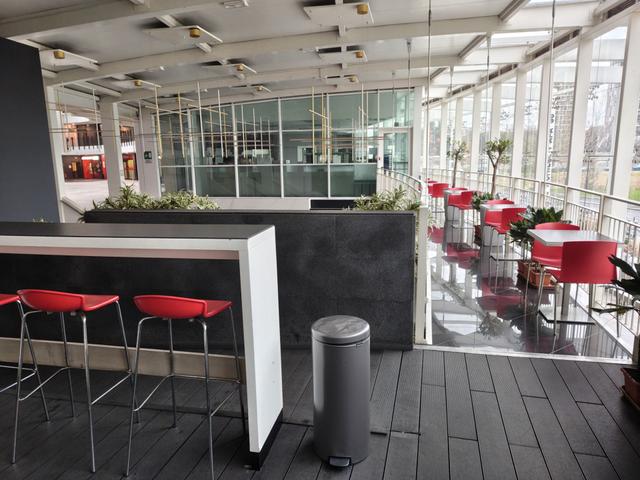 Grandi dimensioni in vendita