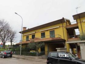 Posti auto in vendita