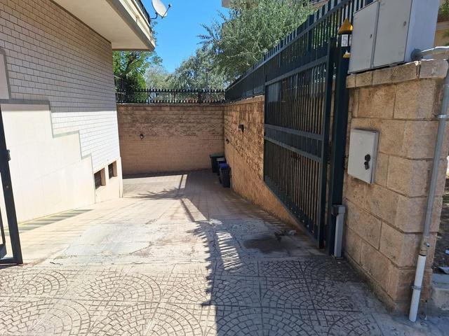Studi privati in vendita