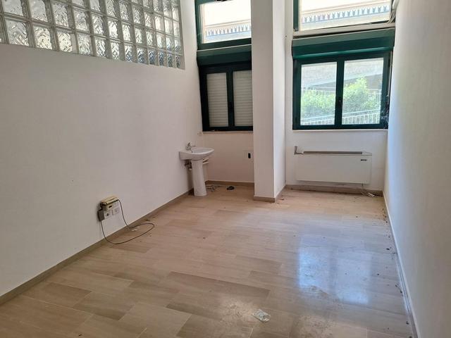 Studi privati in vendita