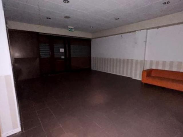 Negozi in vendita