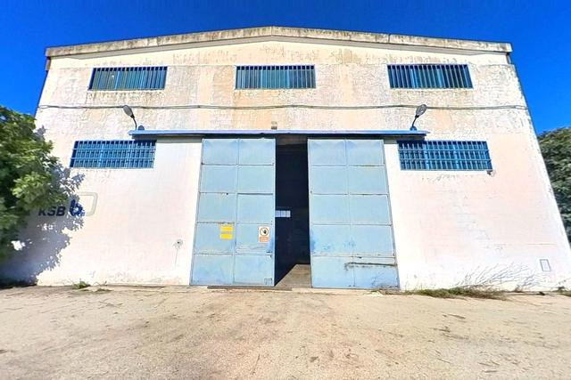 Stabilimenti produttivi in vendita