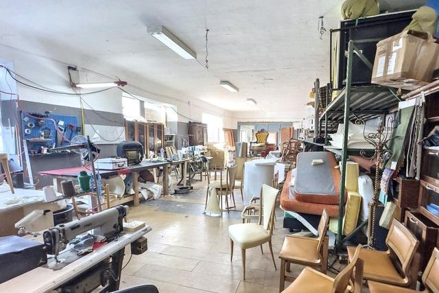 #2537573 Edificio artigianale con alloggi e cortili privati in vendita - foto 9