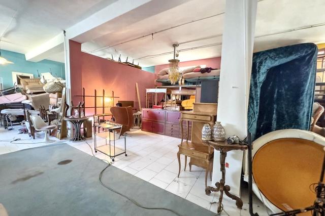 #2537573 Edificio artigianale con alloggi e cortili privati in vendita - foto 19