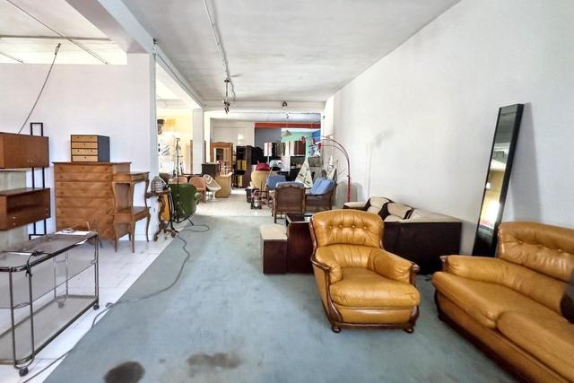 #2537573 Edificio artigianale con alloggi e cortili privati in vendita - foto 23