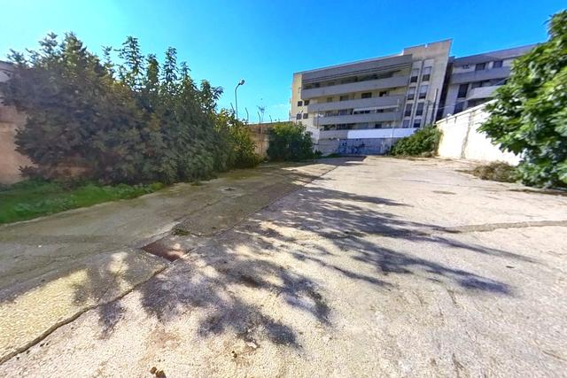 #2537573 Edificio artigianale con alloggi e cortili privati in vendita - foto 24