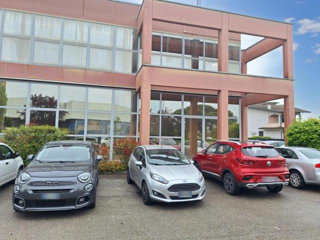 #23546 Complesso commerciale su più livelli in vendita - foto 5