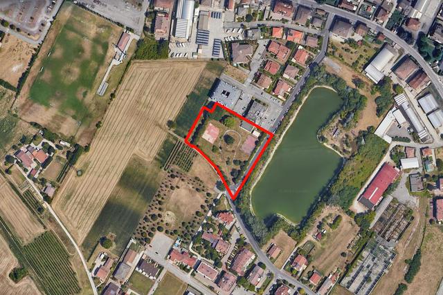 #2530006 Fabbricato direzionale con servizi e area di pertinenza in vendita - foto 2