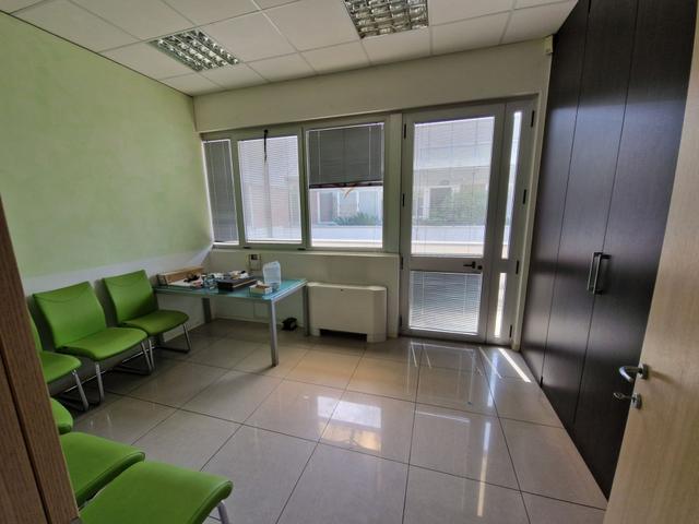#2536292 Ufficio Moderno a Forlì - Vicinanze Casello Autostradale in vendita - foto 10