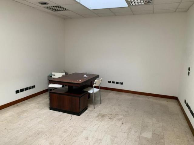 Grandi dimensioni in vendita