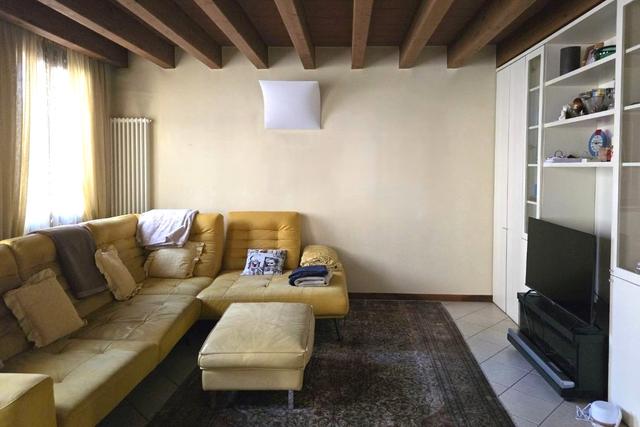 Grandi dimensioni in vendita