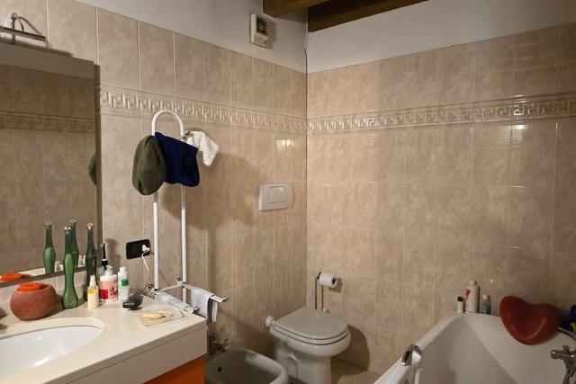 #2638067 Ufficio piano primo e parcheggi interrati in vendita - foto 5