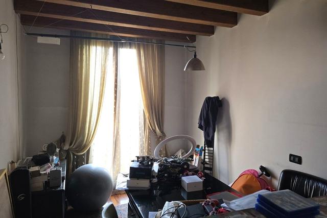 Grandi dimensioni in vendita