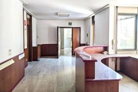 Uffici entro 500 mq in vendita