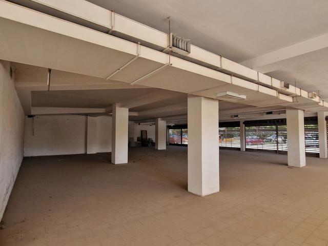 #2536739 Locale commerciale con deposito in vendita - foto 2