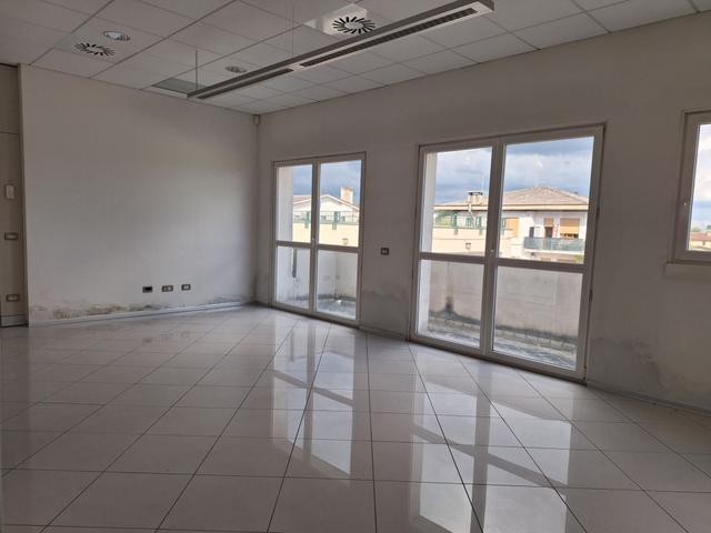 Stabilimenti produttivi in vendita