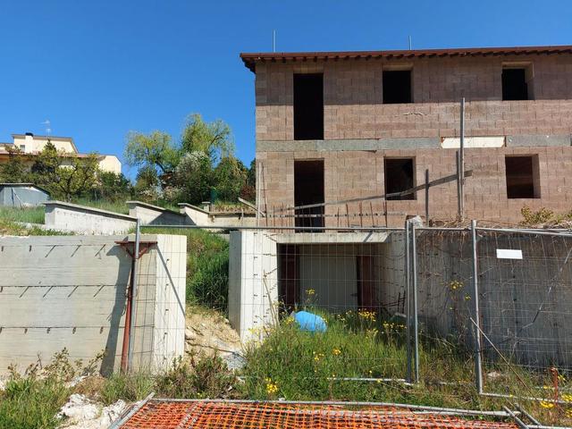Palazzi in vendita