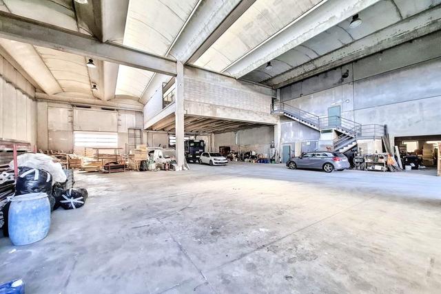#25442 Capannone con uffici e appartamento custode in vendita - foto 13