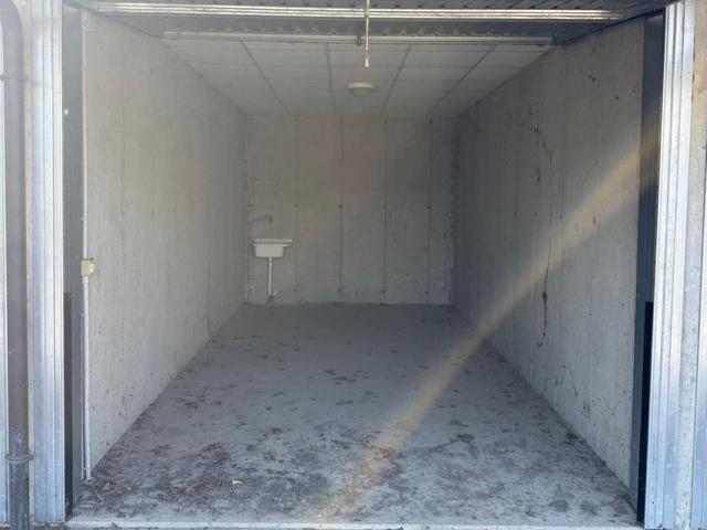 Garage in vendita