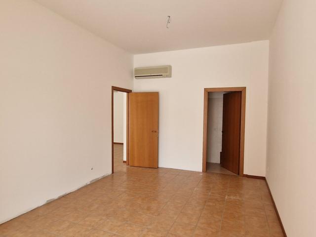 #2537419 Negozio con posto auto in complesso residenziale in vendita - foto 9