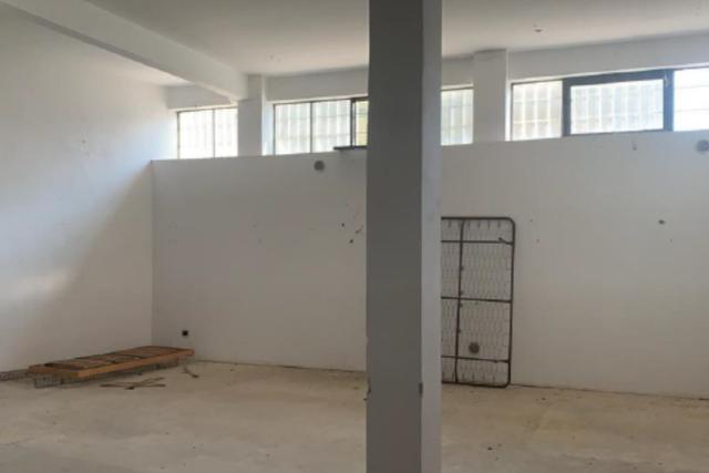Garage in vendita