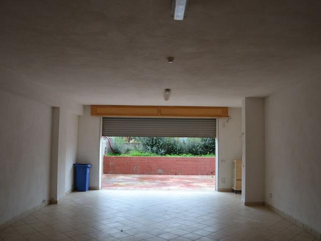 Garage in vendita