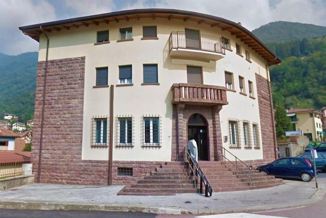 #19660 Locali adibiti ad istituto di credito in vendita - foto 1