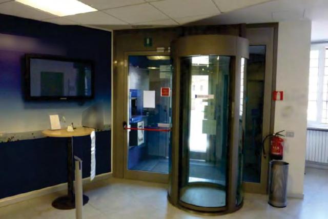 #19660 Locali adibiti ad istituto di credito in vendita - foto 5