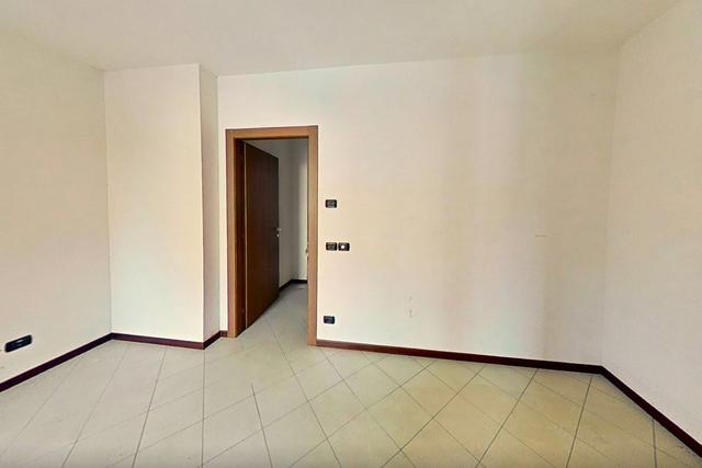 Grandi dimensioni in vendita