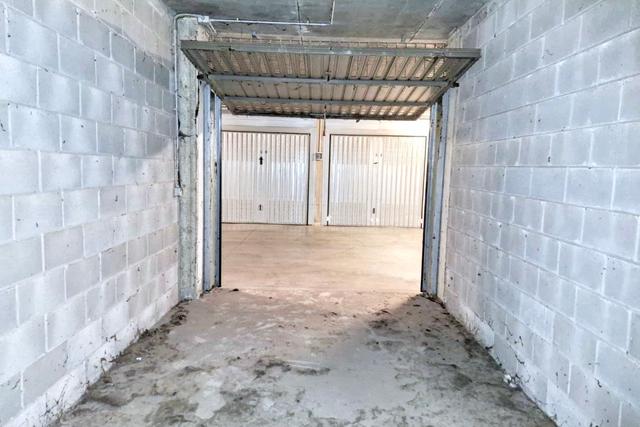 Garage in vendita