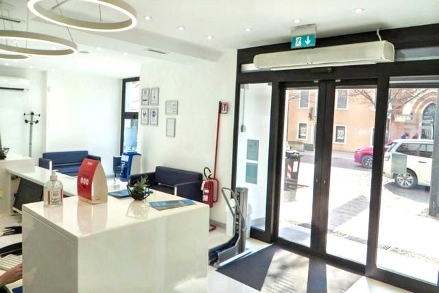 #2536191 Locale commerciale duplex in zona centrale in vendita - foto 1