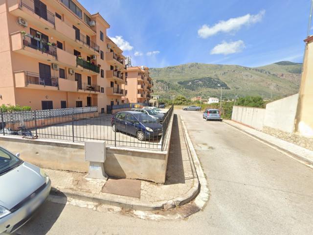 Posti auto in vendita