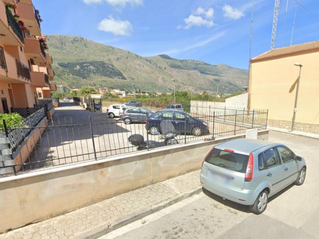 Posti auto in vendita