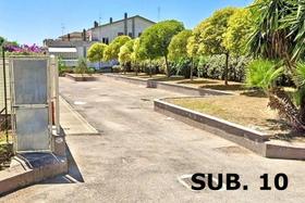 Posti auto in vendita