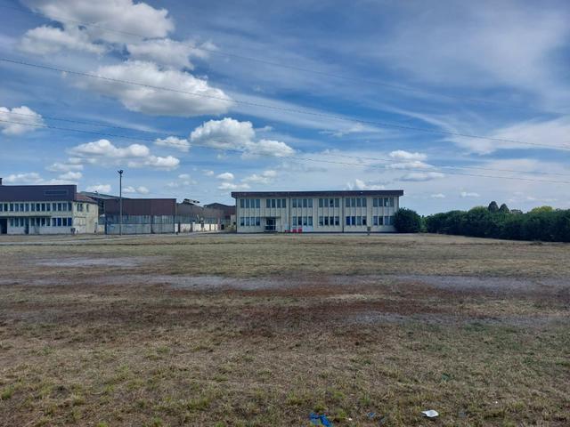 #2537358 Ampia area industriale di 57.000 mq da riqualificare in vendita - foto 4