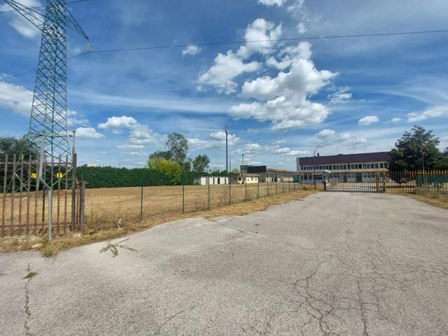 #2537358 Ampia area industriale di 57.000 mq da riqualificare in vendita - foto 19
