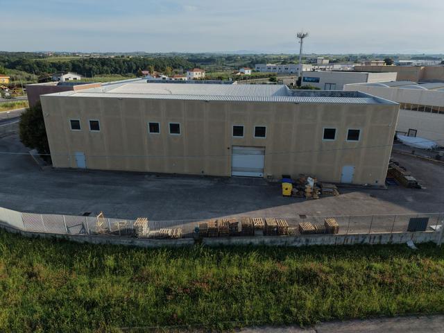 Stabilimenti produttivi in vendita