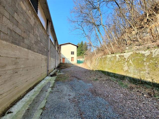 #14683 Porzione di capannone industriale e quota di area urbana in vendita - foto 16