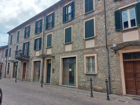 Negozi in vendita