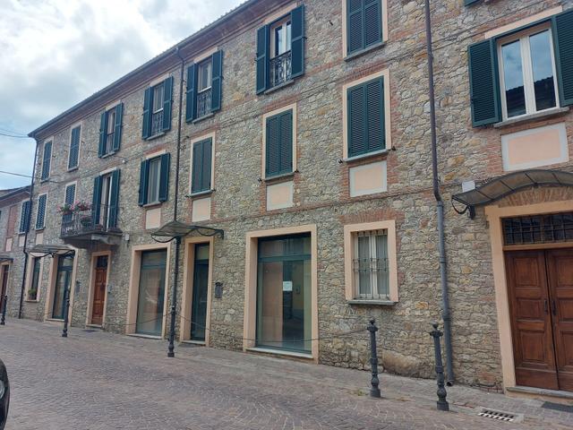 Negozi in vendita