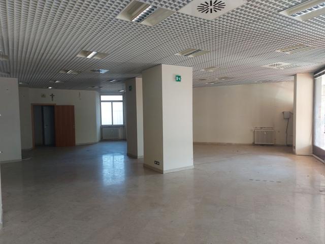 Bancari in vendita