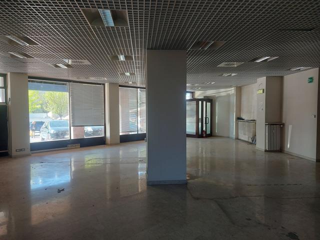Bancari in vendita