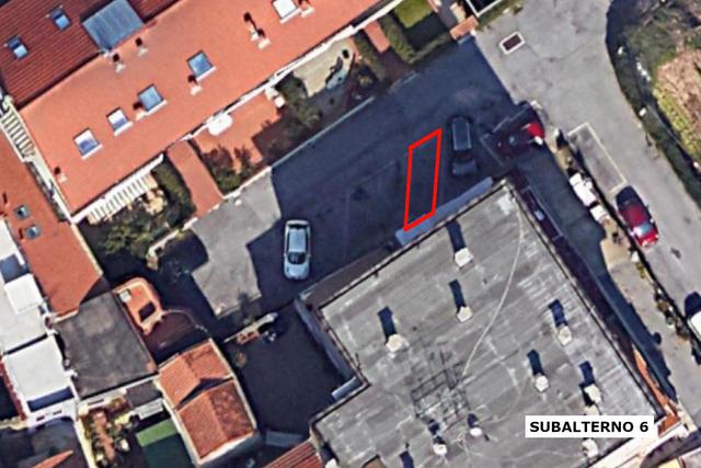 Posti auto in vendita