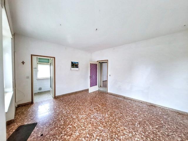 Palazzi in vendita