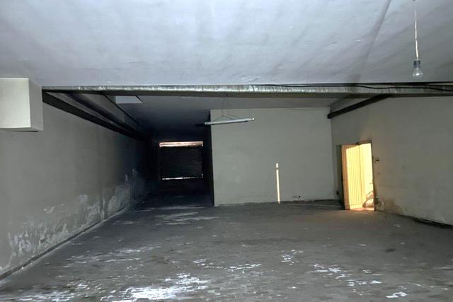 Garage in vendita